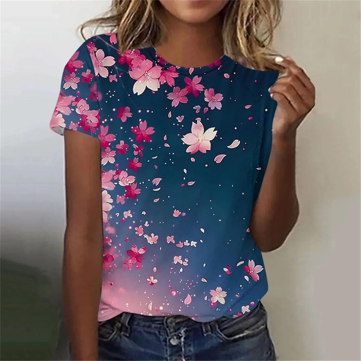 Summer Tops for Women 2025 Trendy Short Sleeve Boho Shirts Retro Floral Graphic Tees Plus Size Casual Crew Neck Tshirt