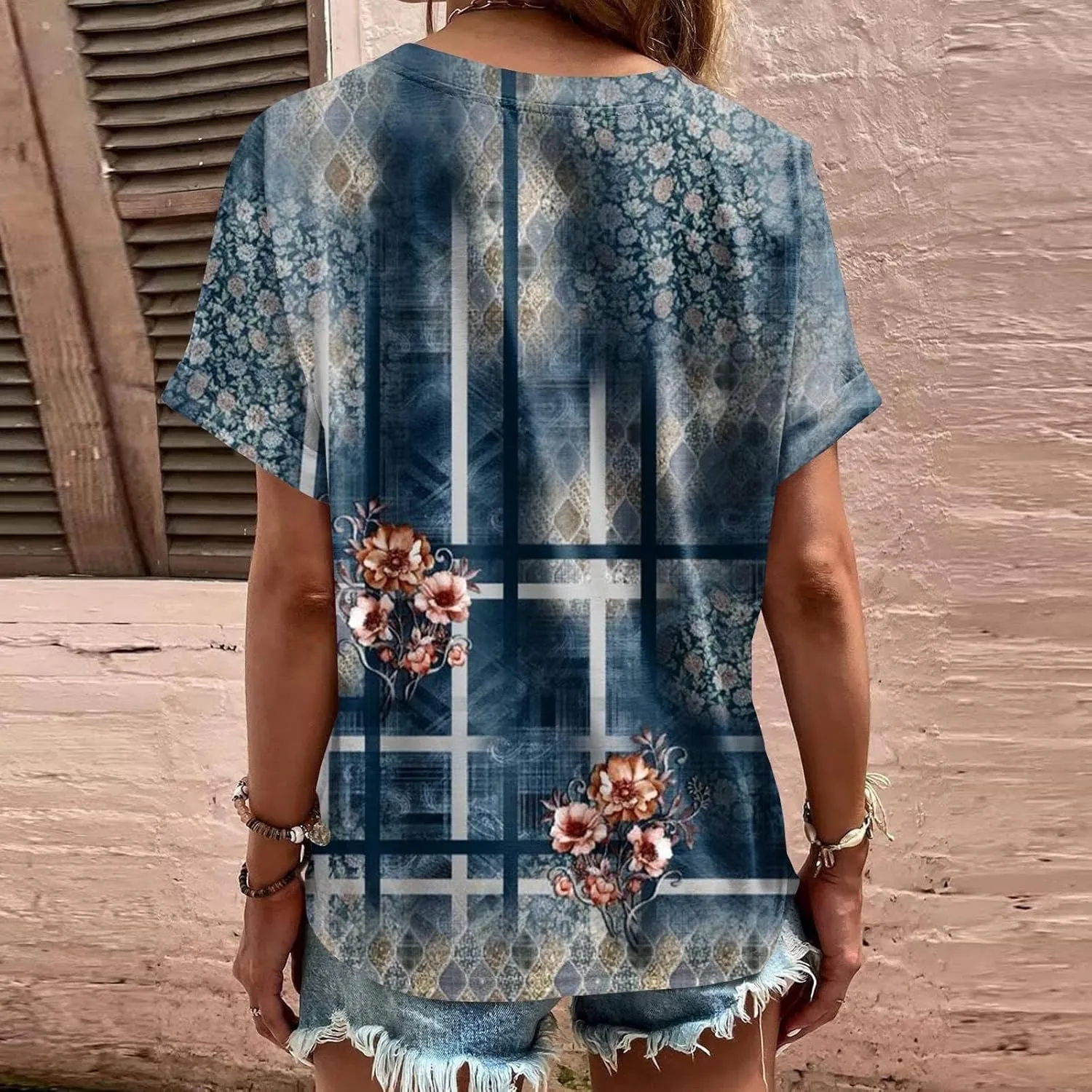 Womens 2024 Summer Tops Floral Short Sleeve V Neck Blouses for Women Dressy Casual Loose Vaction Button Shirts