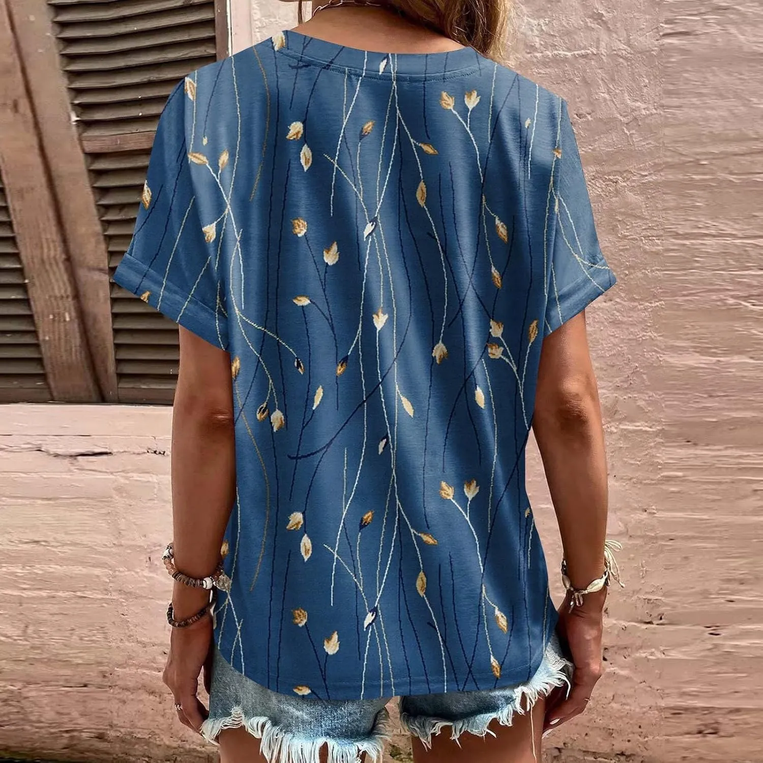 Womens 2024 Summer Tops Floral Short Sleeve V Neck Blouses for Women Dressy Casual Loose Vaction Button Shirts